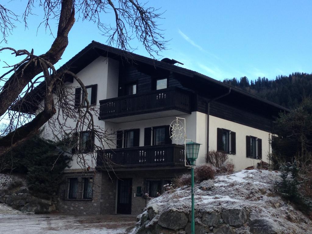 Haus Herz Luaran gambar